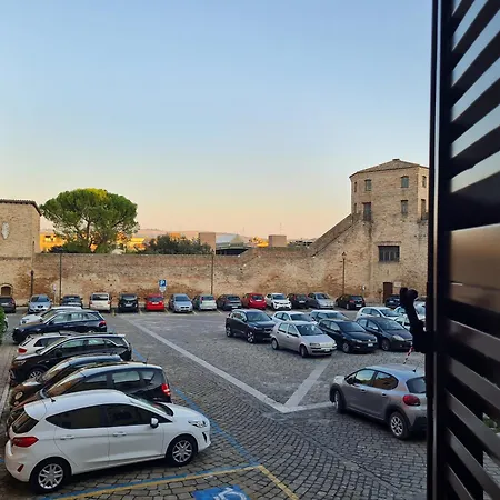 La Serva Padrona Jesi